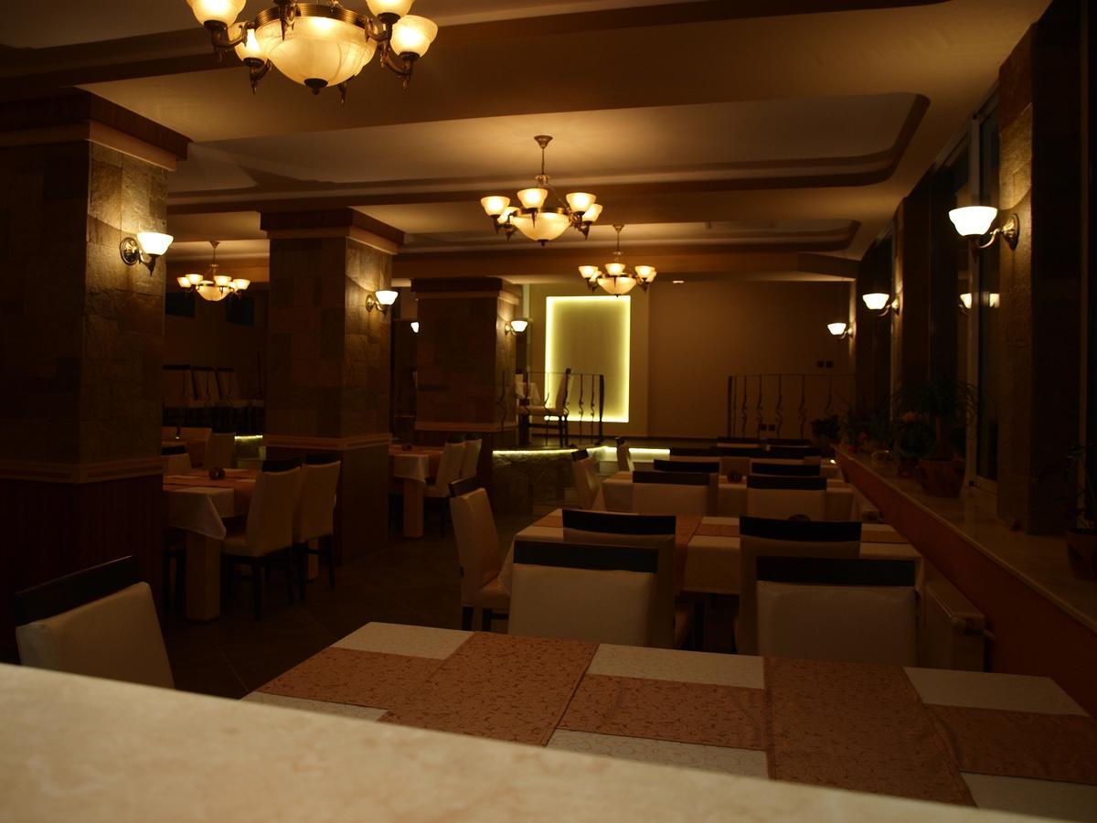 Hotel Mimoza Razgrad Экстерьер фото