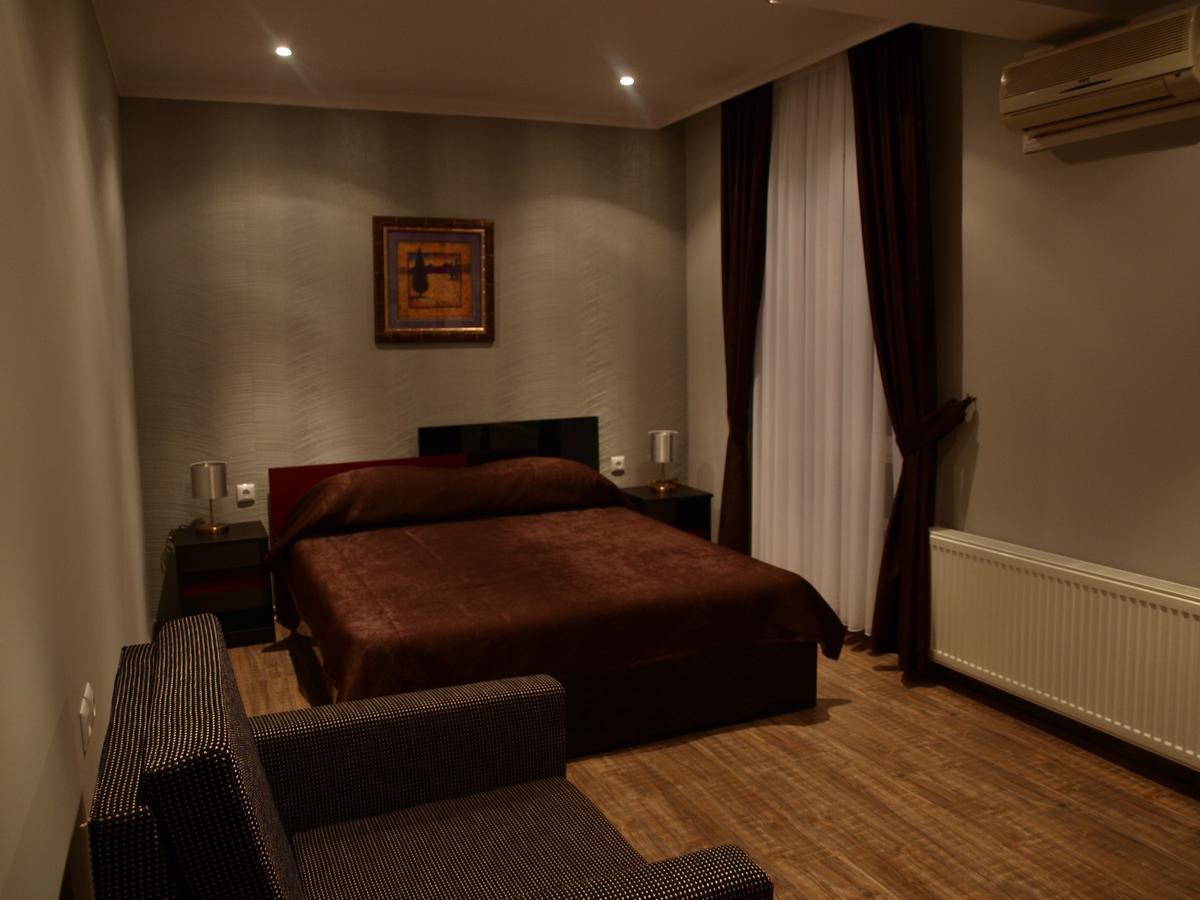 Hotel Mimoza Razgrad Экстерьер фото