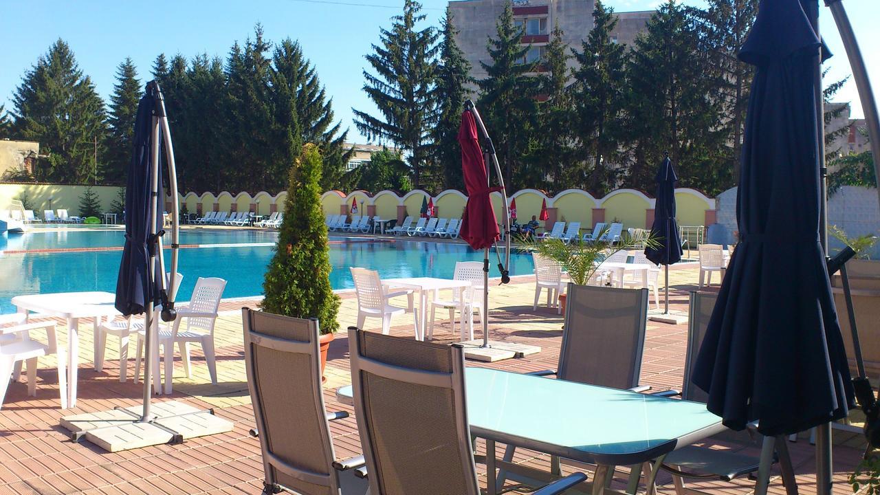 Hotel Mimoza Razgrad Экстерьер фото