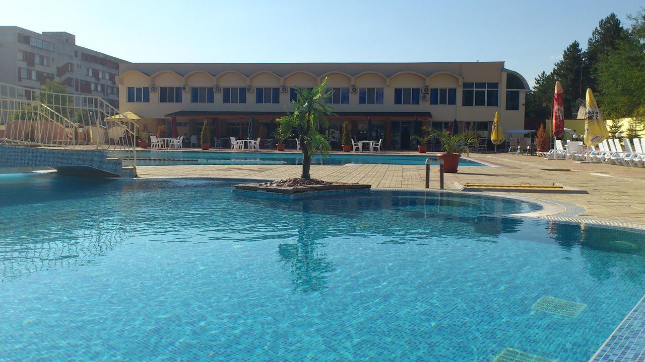 Hotel Mimoza Razgrad Экстерьер фото