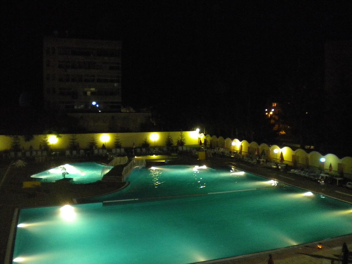 Hotel Mimoza Razgrad Экстерьер фото