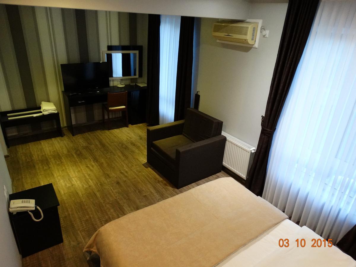 Hotel Mimoza Razgrad Экстерьер фото