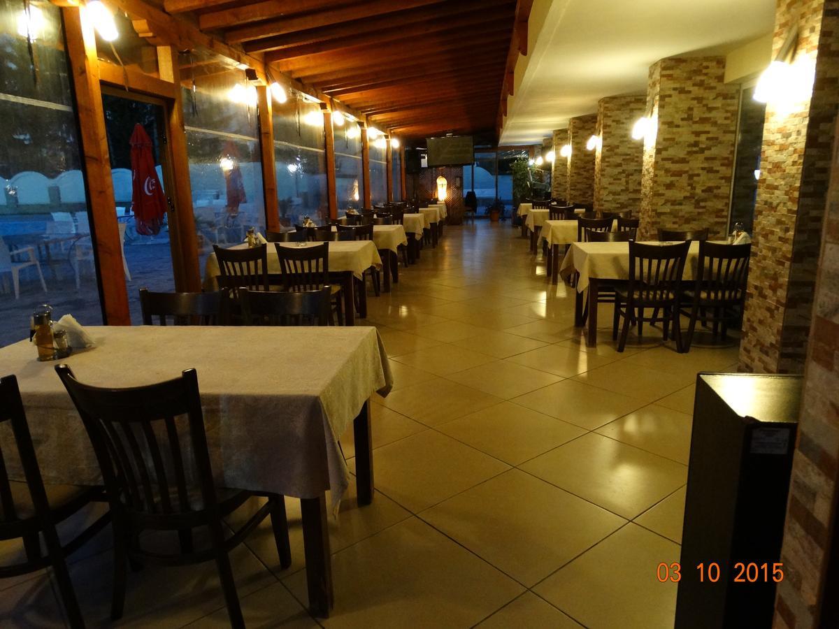 Hotel Mimoza Razgrad Экстерьер фото